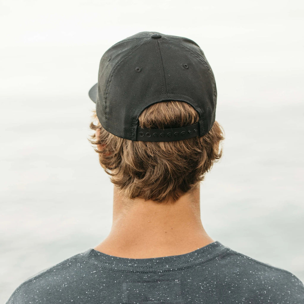 WHALE PATCH HAT