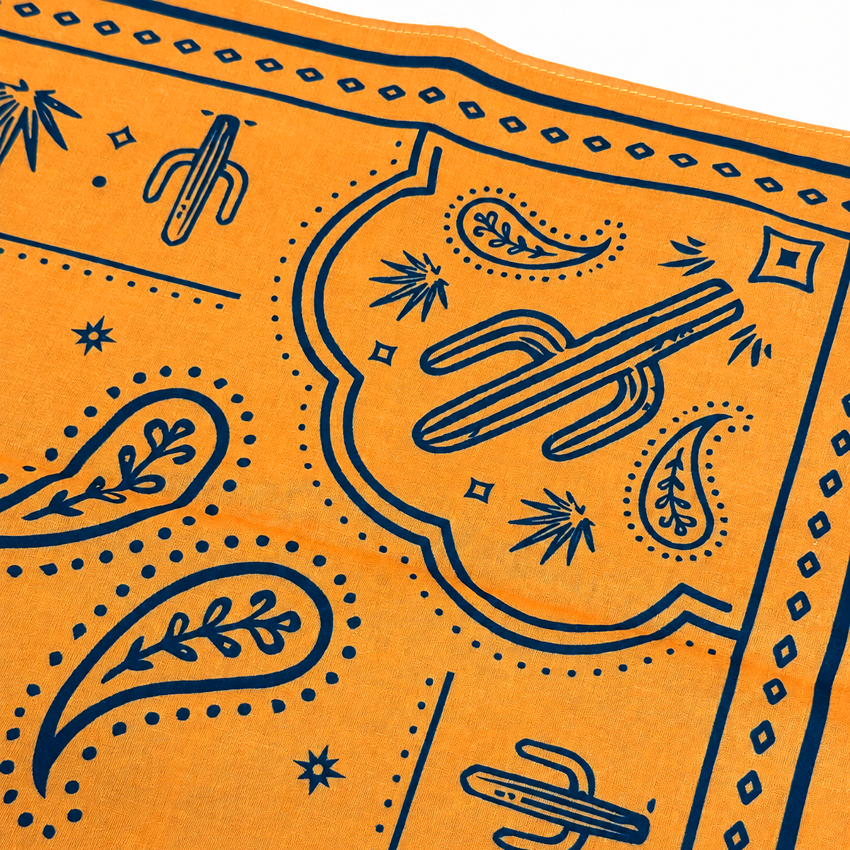 LOCALGREEN FESTIVAL 26 PAISLEY BANDANA